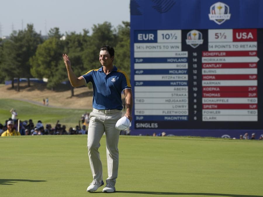  (AP Photo/Alessandra Tarantino)