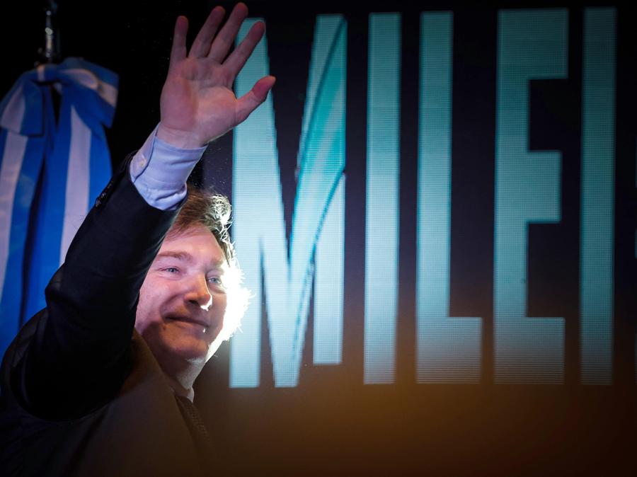 Il presidente eletto Javier Milei (EPA/Juan Ignacio Roncoroni)