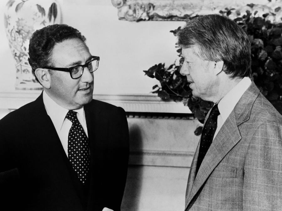 Jimmy Carter con Henry Kissinger  (Photo by AFP)