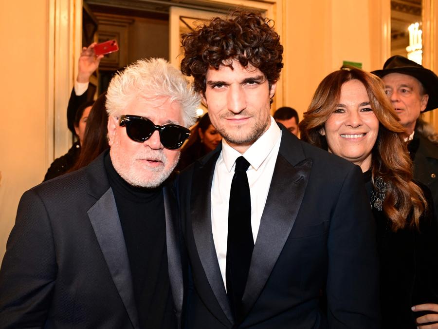 Pedro Almodovar e l’attore francese Louis Garrel  (Photo by PIERO CRUCIATTI / AFP)