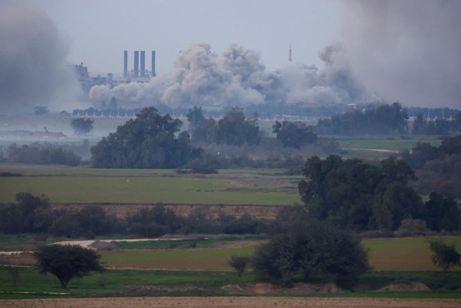 Bombardamenti su Gaza. (Reuters)