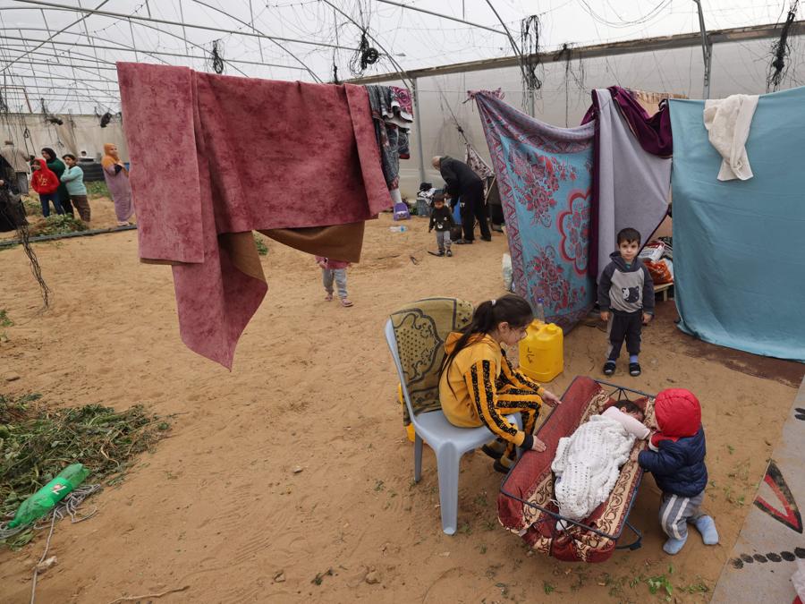 Rafah, nel sud della Striscia di Gaza. (Photo by MOHAMMED ABED / AFP)