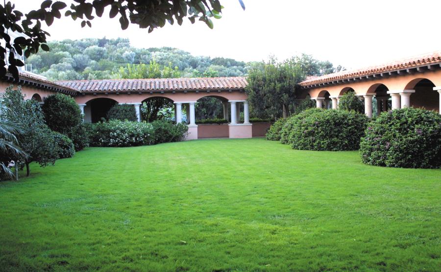 La famiglia Berlusconi ha messo in vendita Villa Certosa a Porto Rotondo -  Il Sole 24 ORE