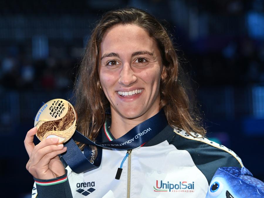 13 febbraio 2024 - Simona Quadarella Medaglia d’oro nei 1500m  stile libero durante i Campionati mondiali di nuoto Doha 2024. (Foto di Gian Mattia D’Alberto/LaPresse)