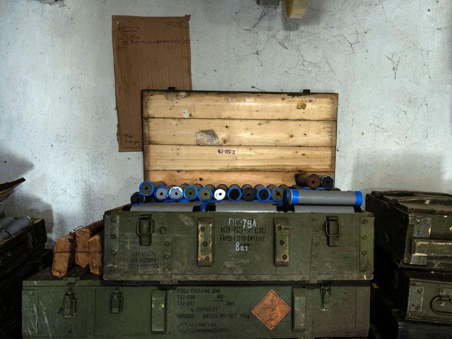 Cariche esplosive per droni sono immagazzinate in un’officina della 58a Brigata Motorizzata nella regione di Donetsk, Ucraina. To match Special Report UKRAINE-WAR/FRONTLINE REUTERS/Thomas Peter