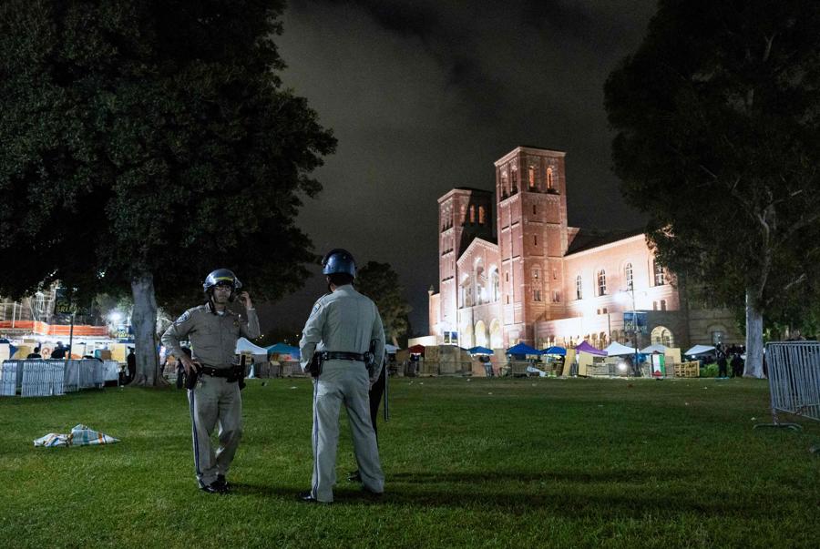 Le proteste all’Universita della California. (UCLA)  Los Angeles. (AFP)