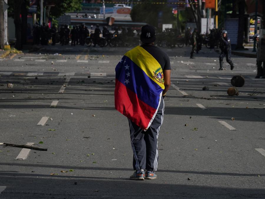 (REUTERS/Alexandre Meneghini)