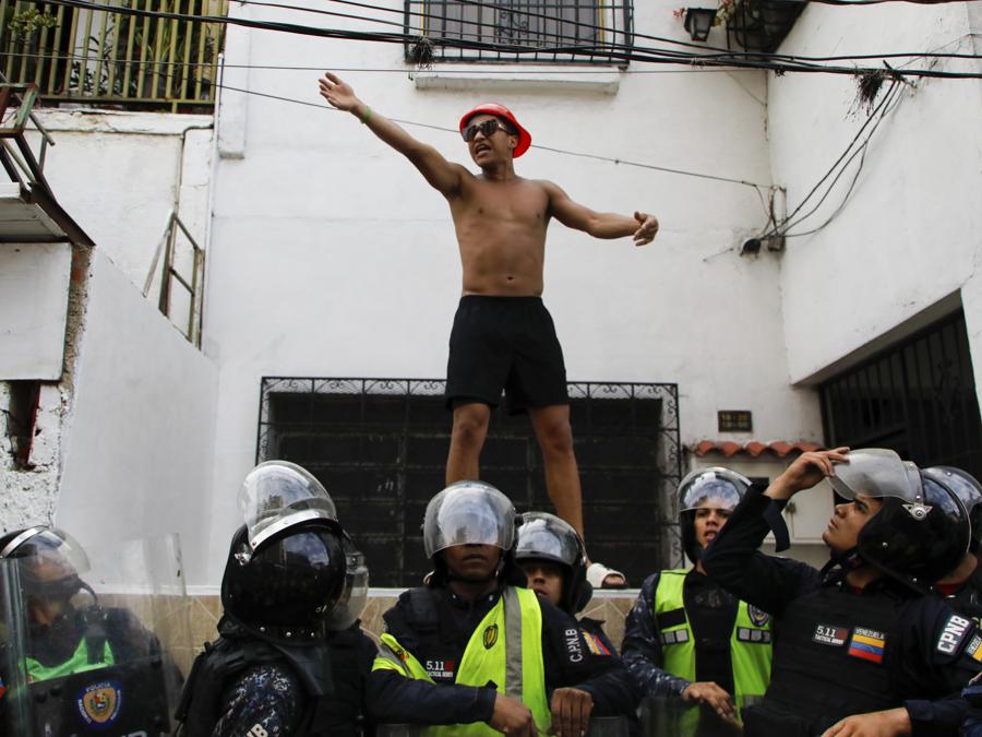 (AP Photo/Cristian Hernandez) 