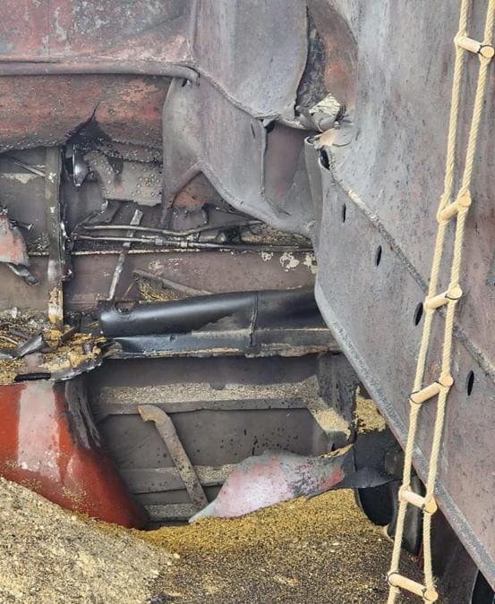 Un particolare della nave danneggiata. (Servizio stampa del Ministero per lo sviluppo delle comunità e dei territori dell’Ucraina/ via Reuters)