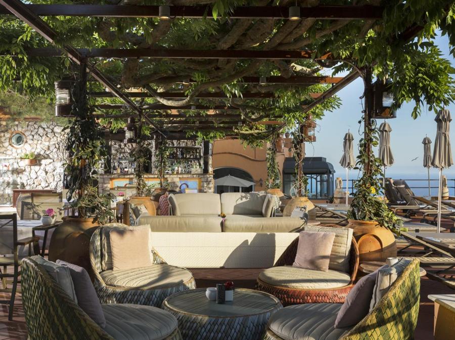 Capri, Gin Club & American Bar Monzu