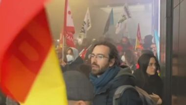 Manifestanti invadono per alcuni minuti la sede di Lvmh a Parigi - Il ...