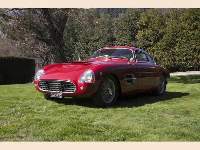 Auto vintage, classiche e da corsa apprezzate nelle aste italiane e il ...