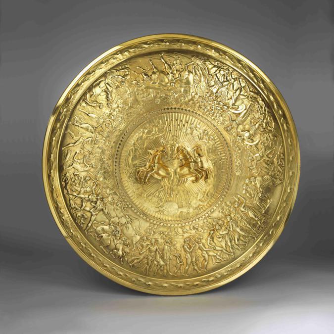 Galleria Koopman Rare Art un preziosissimo capolavoro in argento dorato della corte di Giorgio IV, lo «Scudo di Achille», realizzato da uno dei più eminenti argentieri inglesi, Philip Rundelf (1746-1827), prezzo attorno a 5 milioni di sterline 