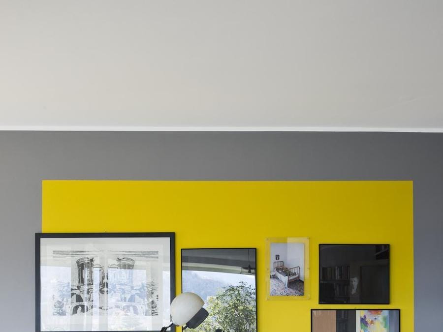 Casa-Foá -Un'architettura degli anni '60 dove il design è influenzato dagli interessi dell'inquilino-attento a letteratura, design, arte e architettura- foto Filippo Bamberghi.