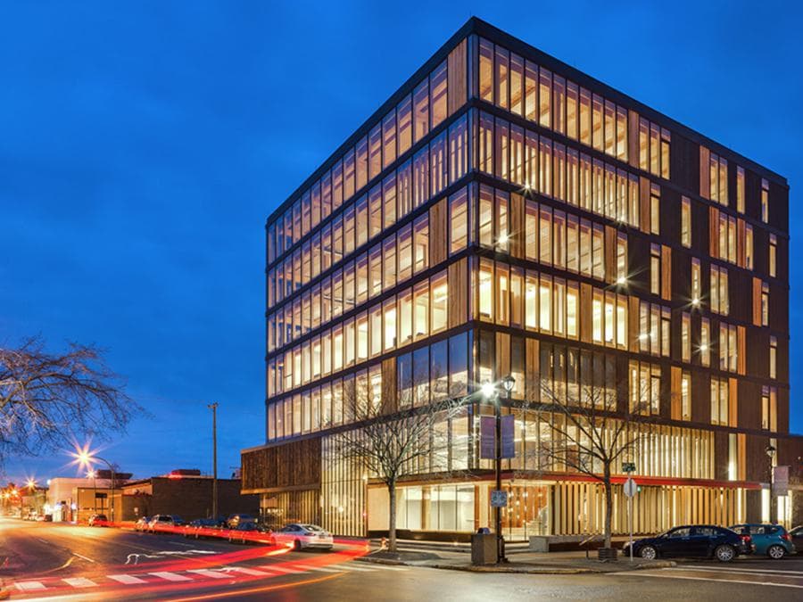 Wood innovation and design centre a Prince George, British Columbia (Canada)