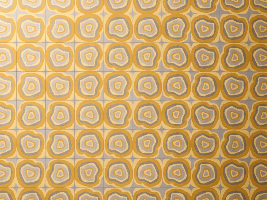 Brazilian Agata di Fernando e Humberto Campana per Bisazza. Decoro della collezione Cementiles, piastrelle realizzate completamente a mano in cemento ad alta resistenza miscelato con ossidi colorati, formato quadrato, misure 20x20 cm, disponibile nelle varianti gialla, rossa, verde, blu.