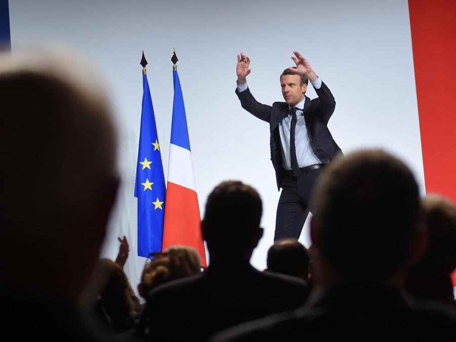 Emmanuel Macron, ai tempi della sua candidatura a Presidente della Repubblica Francese, per il movimento EnMarche, 28 aprile 2017. ( AFP PHOTO / Guillaume Souvant)