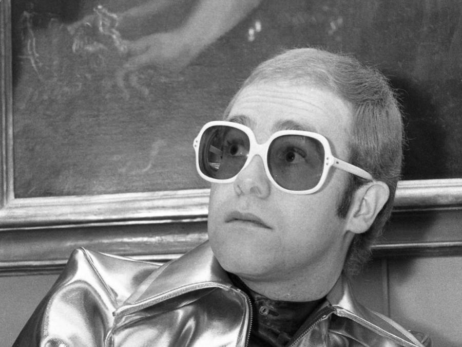 Elton John, mezzo secolo di «pop art» formato canzone Il Sole 24 ORE