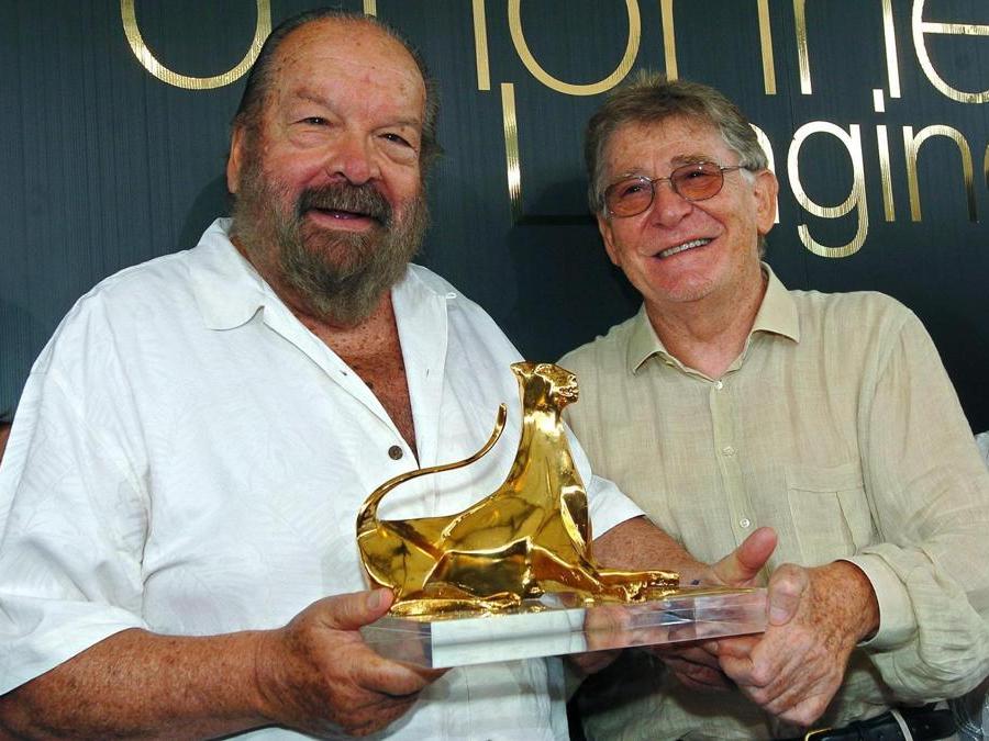 2004, Locarno, con Bud Spencer al ricevimento del Pardo d'onore (Ansa) 