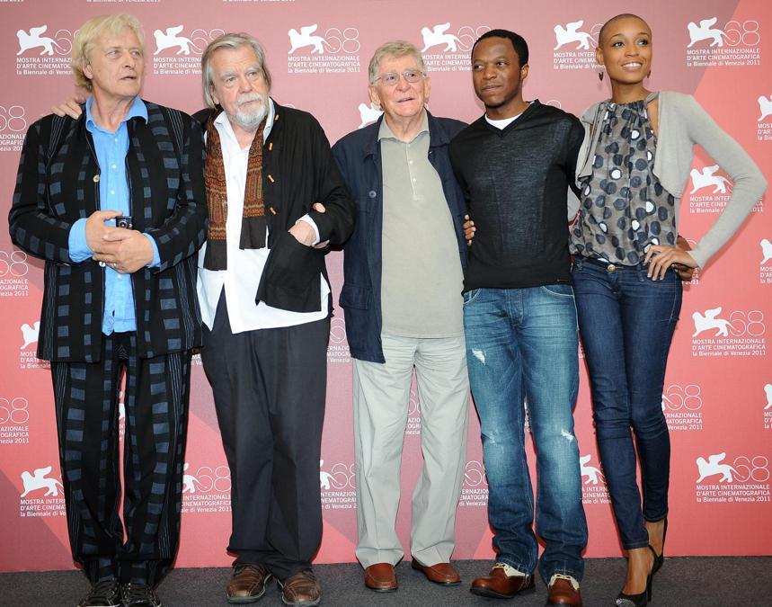 2011, Venezia, da sinistra  Dutch Rutger Hauer, Michael Lonsdale, Ermanno Olmi,  Blaise Essoua e Irima Pino Viney, per «Il Villaggio di Cartone» (Ansa)