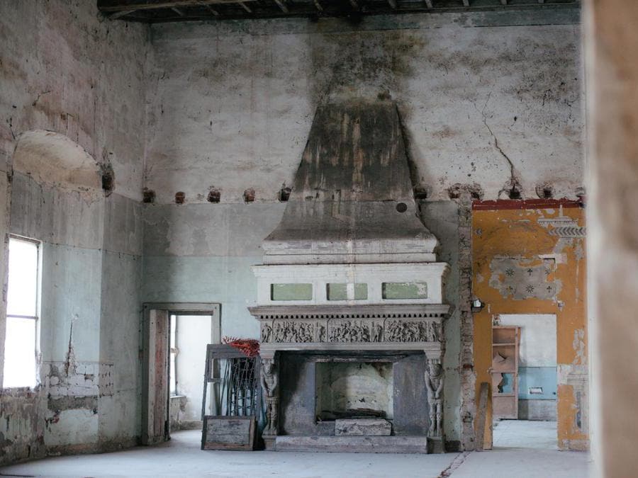 Castello di Melegnano - Sala del Camino della Battaglia di Siena © Fotografia di Adriano Carafòli