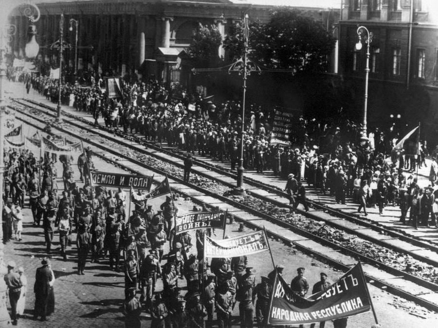 Dimostrazioni di piazza a Mosca, 1917.TASS / AFP