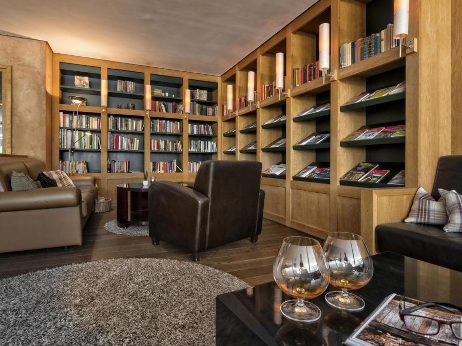 Falkensteiner Family Hotel Lido Ehrenburgerhof, library - © Falkensteiner Hotels & Residences