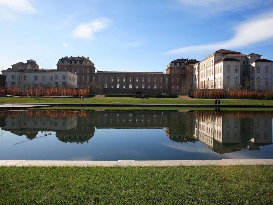 Due regge a confronto Il Sole 24 ORE Due regge a confronto Il Sole 24 ORE