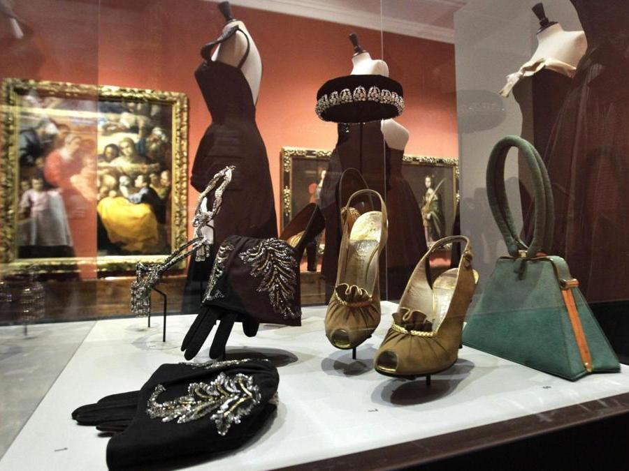 2015 - Alcune sue creazioni alla mostra “The 50s: fashion in France 1947-1957”, al Museo d'Arte di Bilbao, Spagna  (ANSA/ALFREDO ALDAI)