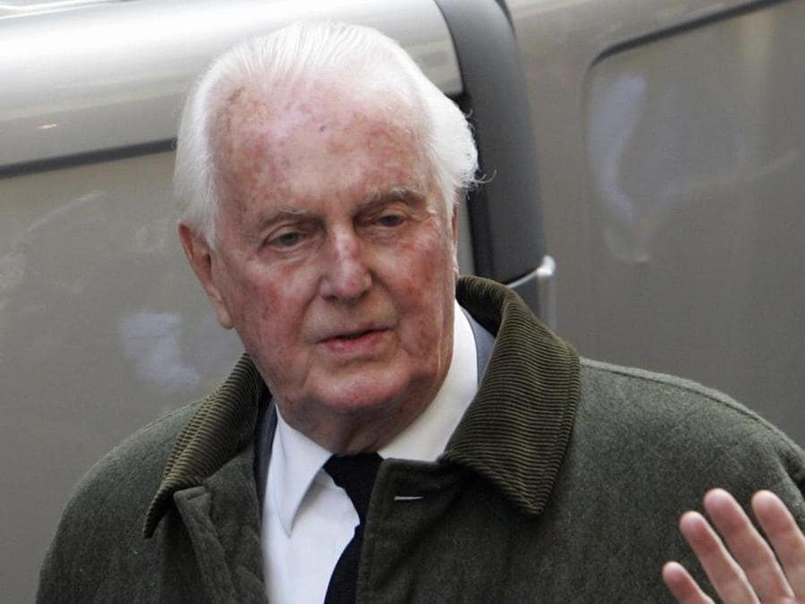 2007  (AP Photo/Michael Sawyer)