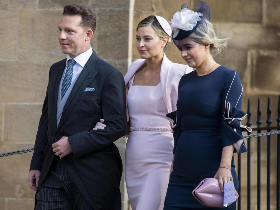 Nick Candy (a sinistra) e Holly Candy (centro) EPA/WILL OLIVER