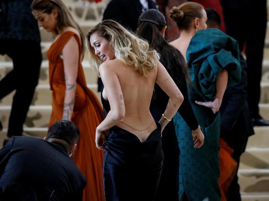 Miley Cyrus in Stella McCartney (Reuters)