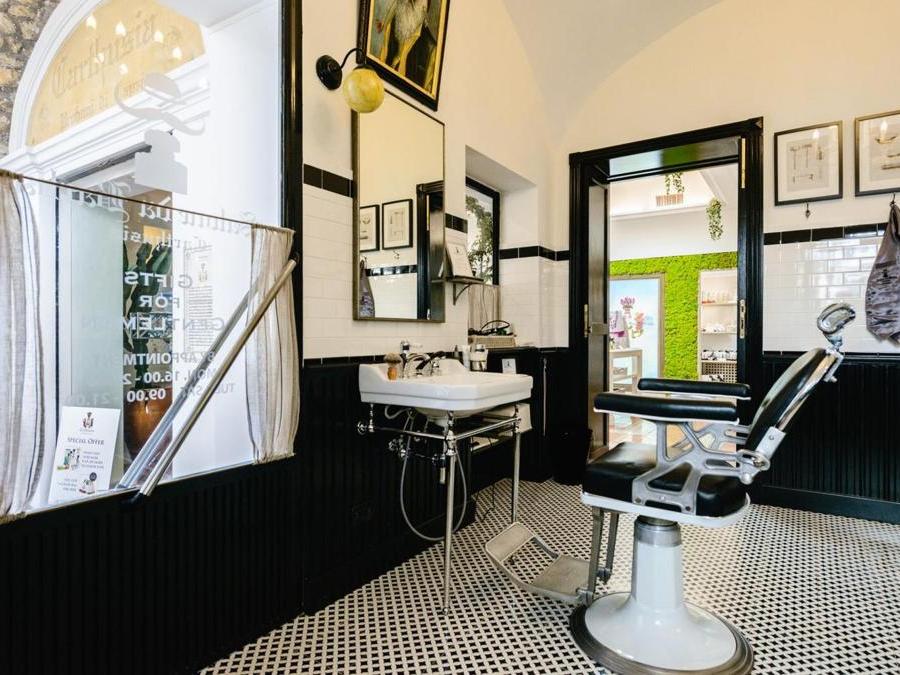 Barberia Carthusia a Capri