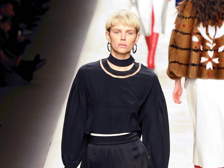 Sfilata Fendi Autunno-inverno 2017/18 (Fotogramma/Maurizio Maule)