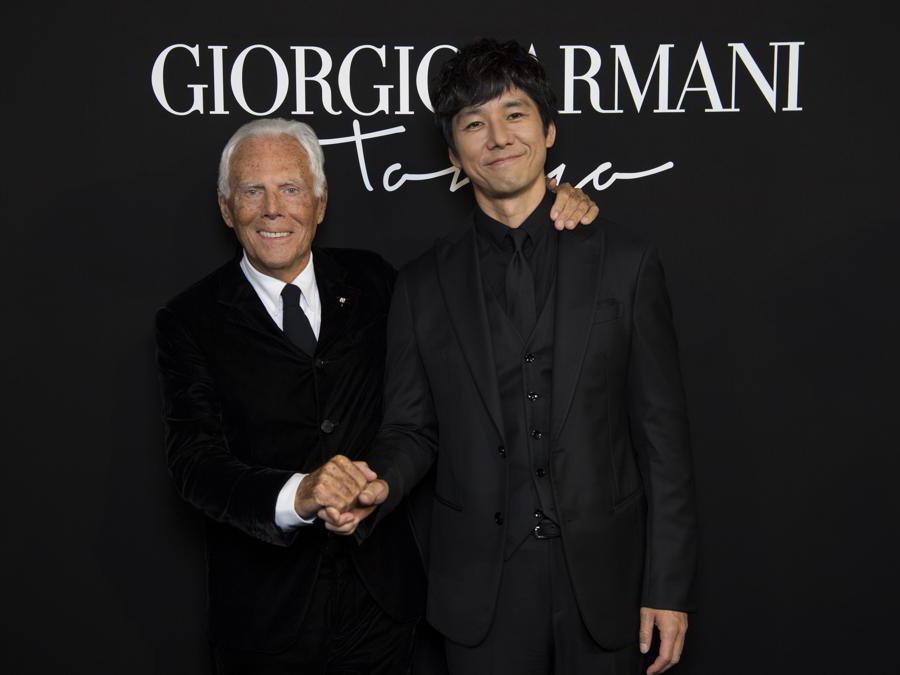 Giorgio Armani con Hidetoshi Nishijima (credit SGP)