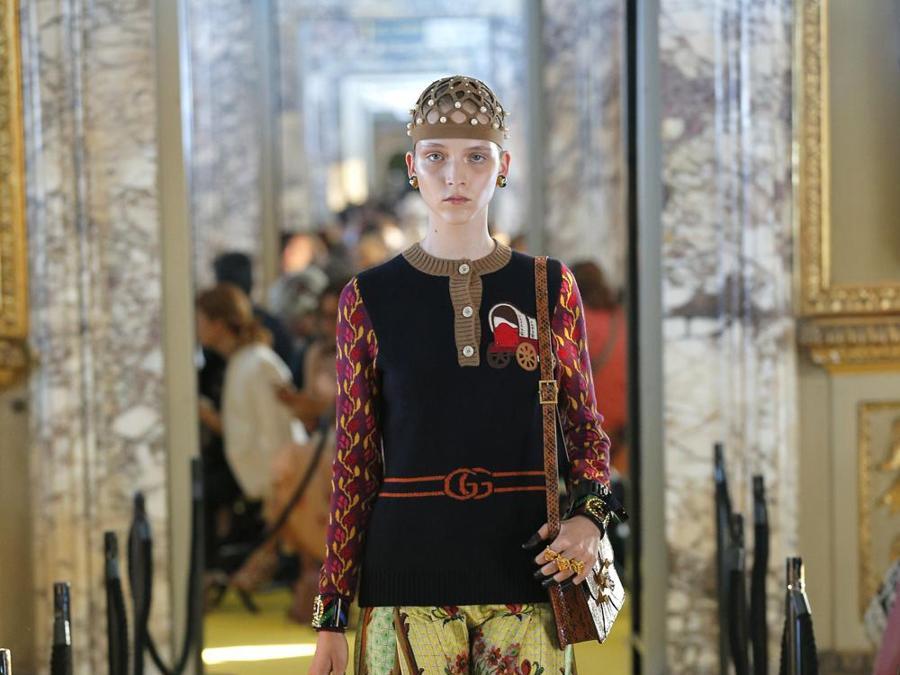La sfilata della nuova collezione Gucci “Cruise” a Palazzo Pitti a Firenze, maggio 2017 