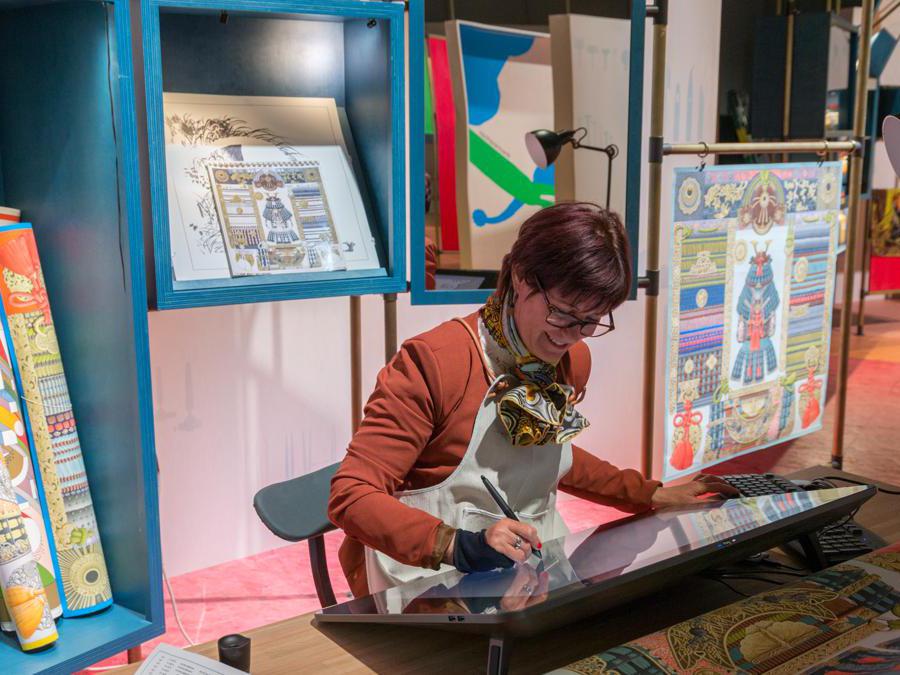 La tappa di Milano della mostra “Dietro le quinte” 