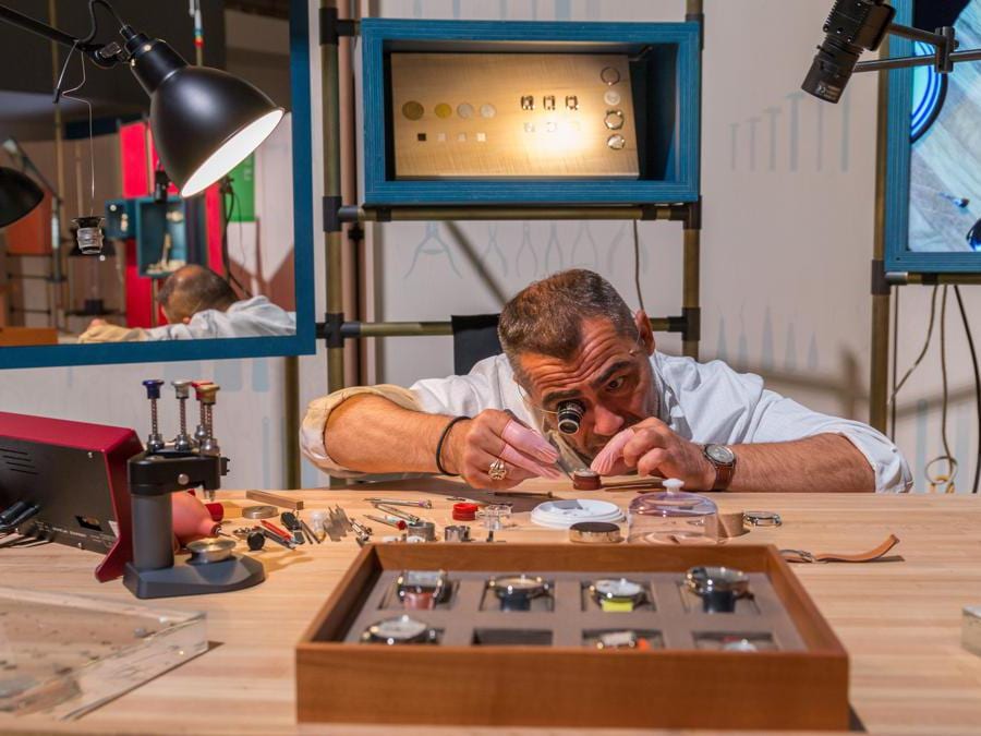 La tappa di Milano della mostra “Dietro le quinte” 