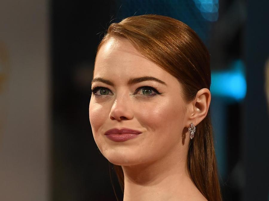 I look di Emma Stone, l'attrice più pagata al mondo secondo Forbes - Il ...