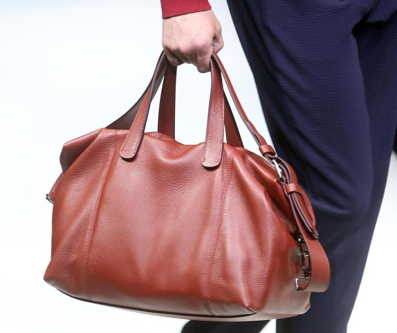 Sfilata della collezione di Giorgio Armani. (ANSA / MATTEO BAZZI)