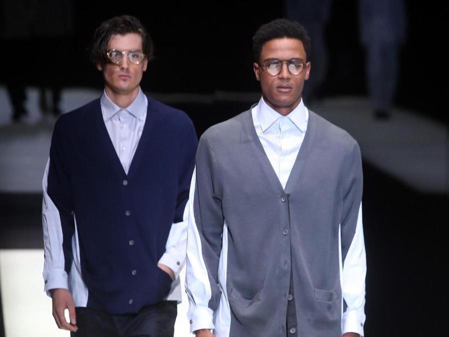 Sfilata della collezione di Giorgio Armani. (ANSA / MATTEO BAZZI)