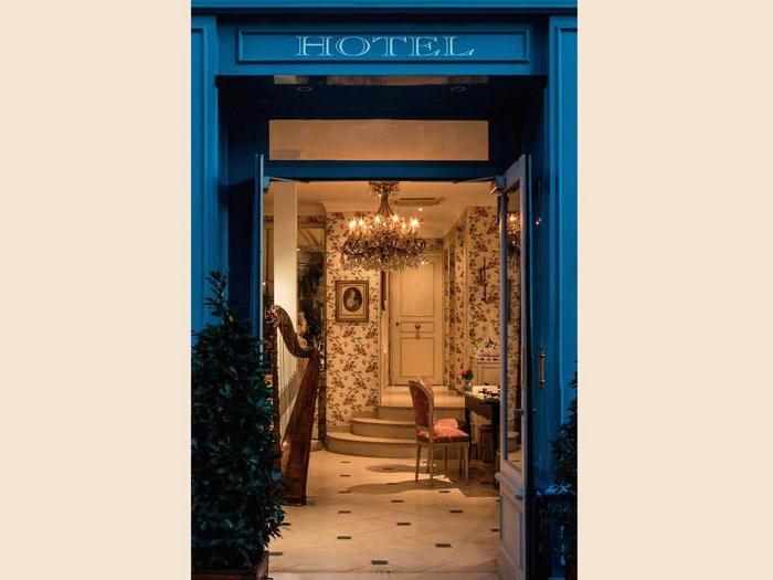 Nell’hotel Caron de Beaumarchais, gioiello settecentesco nel cuore di Parigi 