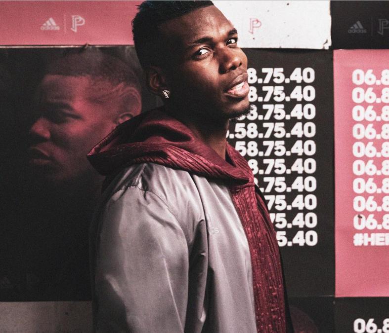 Paul Pogba. Classe 1993, francese ma originario della Guinea, in questi giorni gioca nei Bleu. Durante l'anno, almeno fino alla stagione 2017/2018, gioca nel Manchester United. Ha da poco creato una capsule collection di abbigliamento dalle influenze hip hop per Adidas.