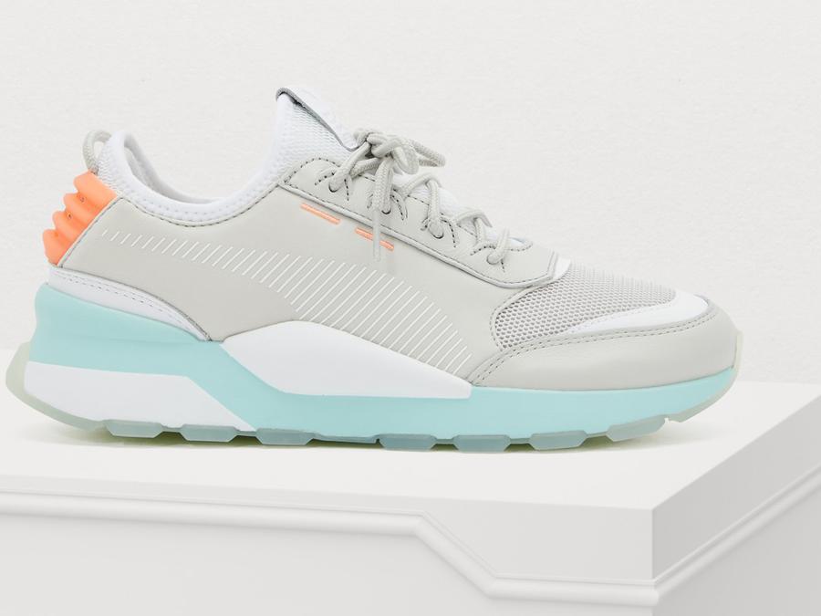 A caccia di un piano B? Provate con i servizi di “riparazione di sneakers  di lusso” - Il Sole 24 ORE