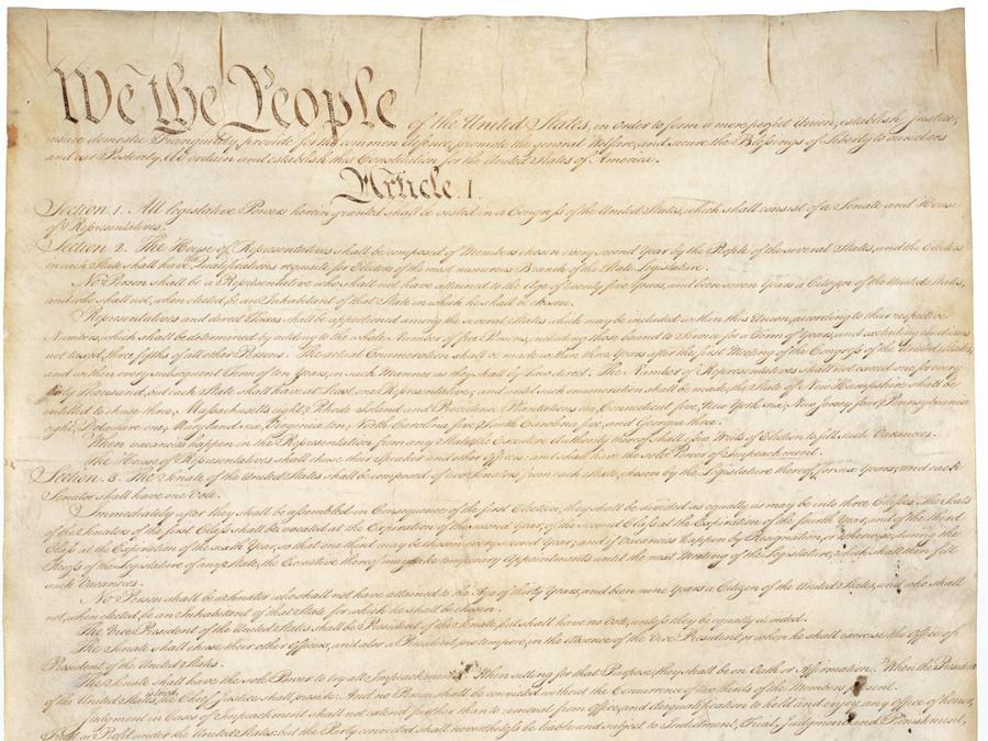 America - Costituzione americana 17 settembre 1787.   Articolo 1 - Sezione 1.  Tutti i poteri legislativi conferiti col presente atto sono delegati ad un Congresso degli Stati Uniti, composto da un Senato e da una Camera dei Rappresentanti.