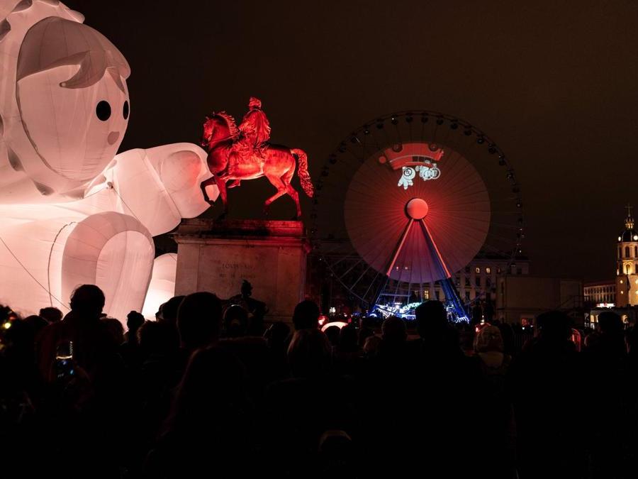 La Statua di Luigi XIV e piazza Bellecour a Lione . (Photo by JEAN-PHILIPPE KSIAZEK / AFP)