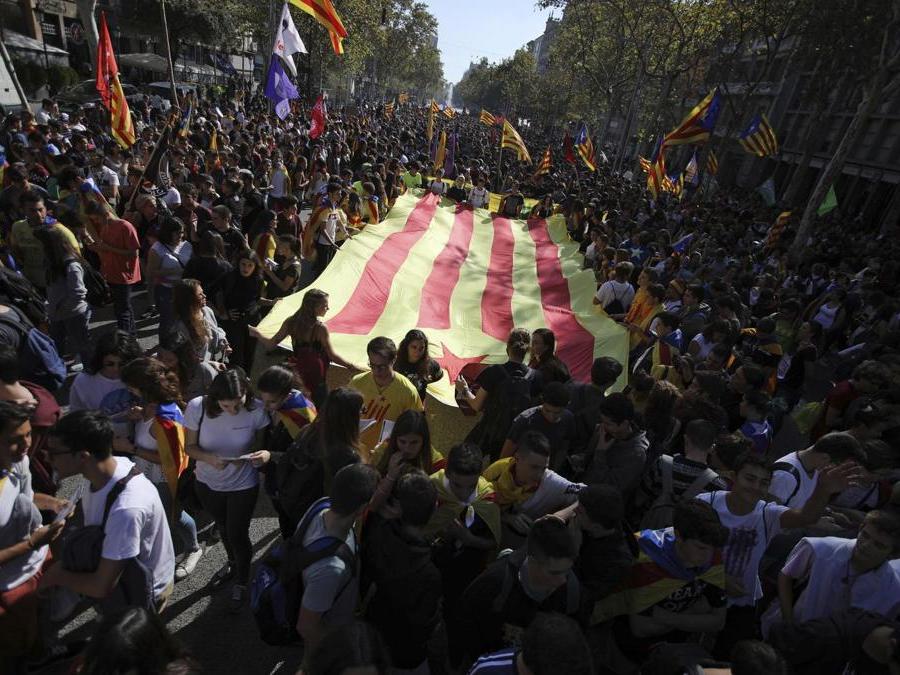 (AP Photo/Emilio Morenatti)