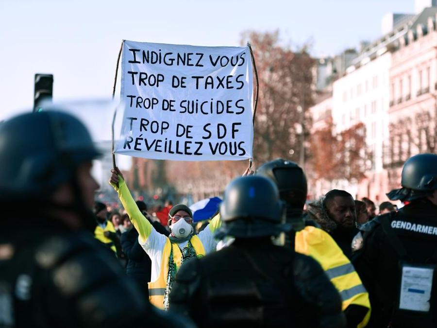 (Photo by STEPHANE DE SAKUTIN / AFP)