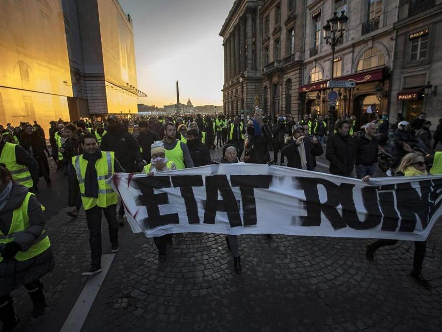 EPA/IAN LANGSDON