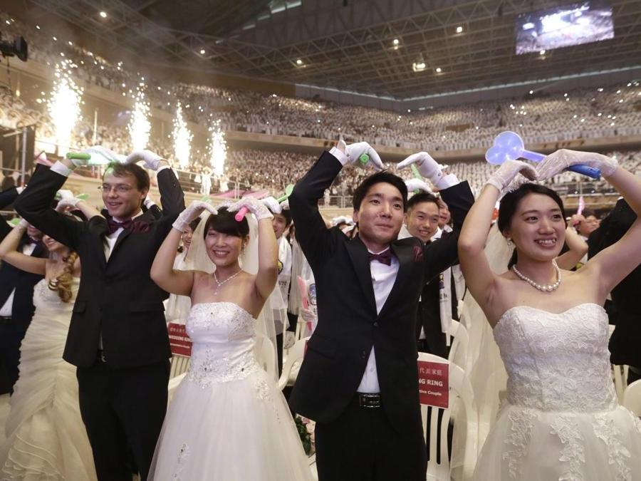(AP Photo/Ahn Young-joon)
